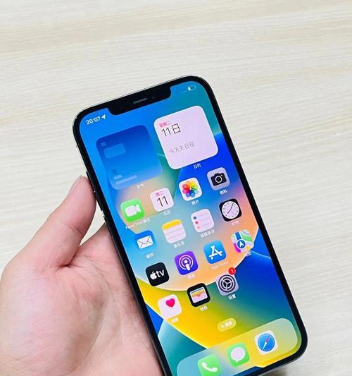 iPhone 12 Pro的尺寸是多少？长度和宽度具体多少厘米？  第2张